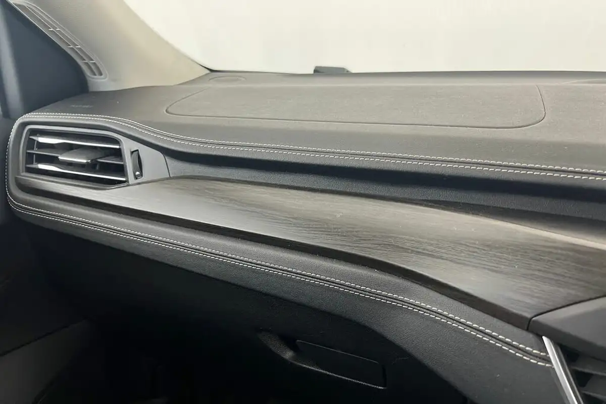 2019-ford-focus-20-vignale-hatchback-auto-big-37