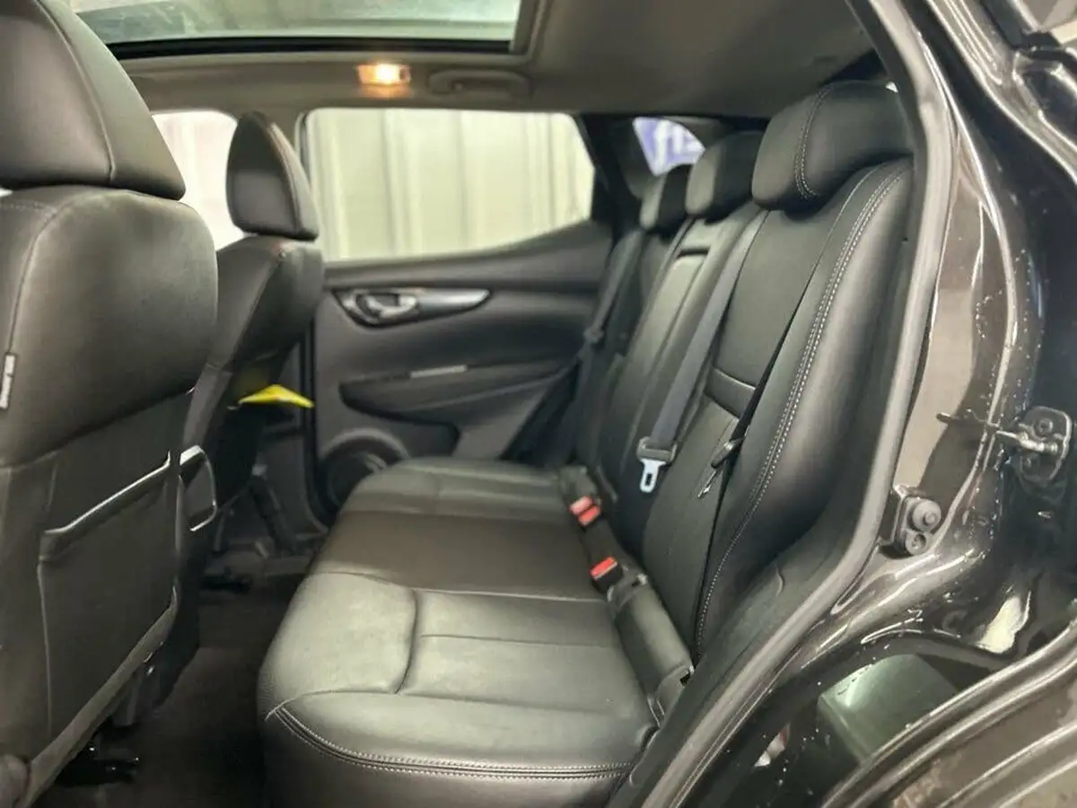 2015-nissan-qashqai-12-tekna-xtronic-cvt-big-21