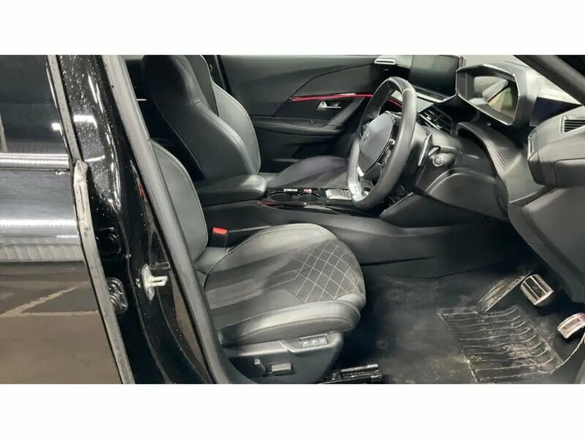 2023-peugeot-2008-suv-12-puretech-gt-130ps-hatchback-eat8-big-1