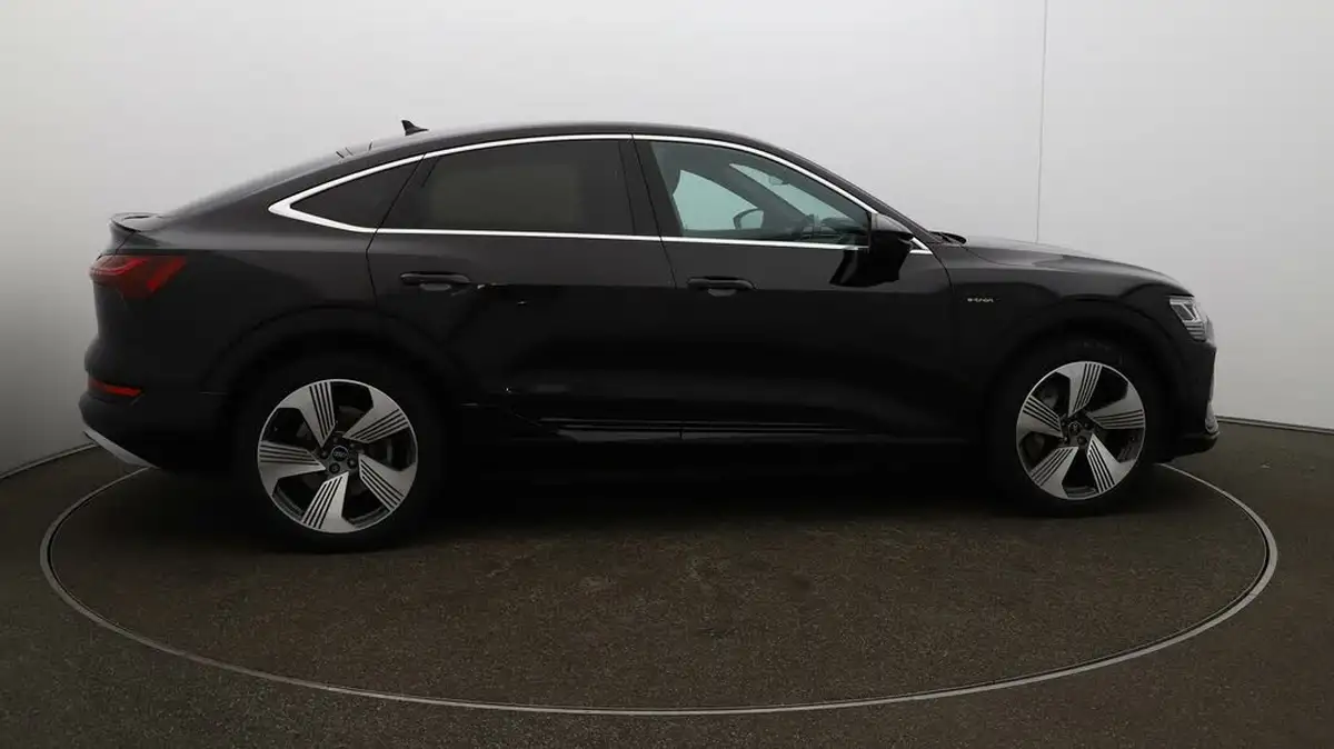2023-audi-e-tron-55e-s-line-sportback-big-43
