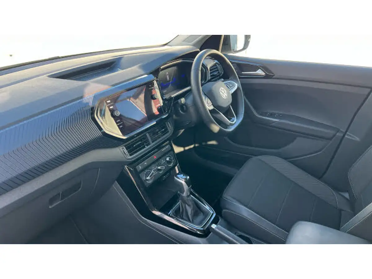 2023-volkswagen-t-cross-10-tsi-black-edition-110ps-dsg-big-8