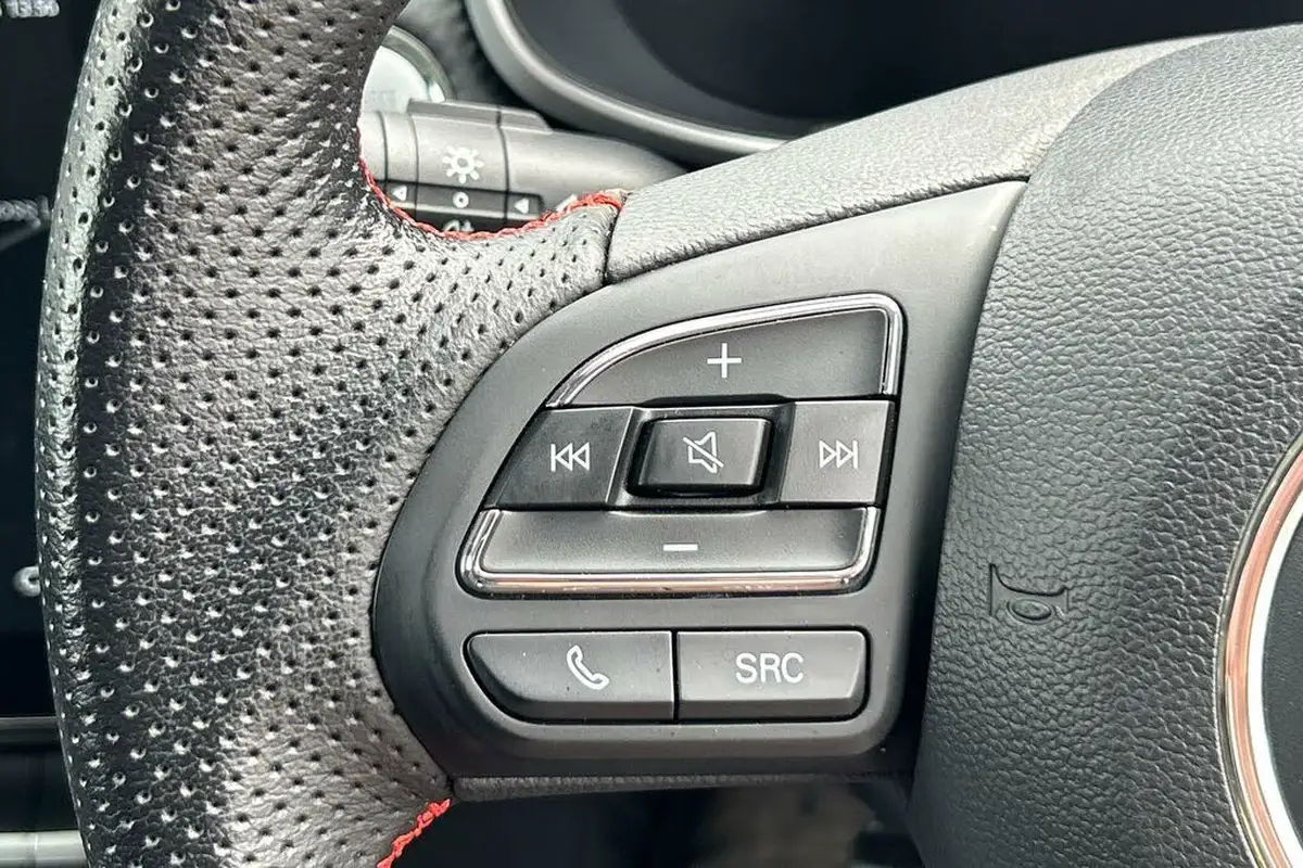 2024-mg-zs-suv-e-trophy-connect-ev-156ps-long-range-big-15