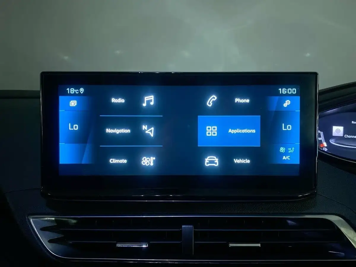 2021-peugeot-3008-suv-12-puretech-allure-eat8-big-28