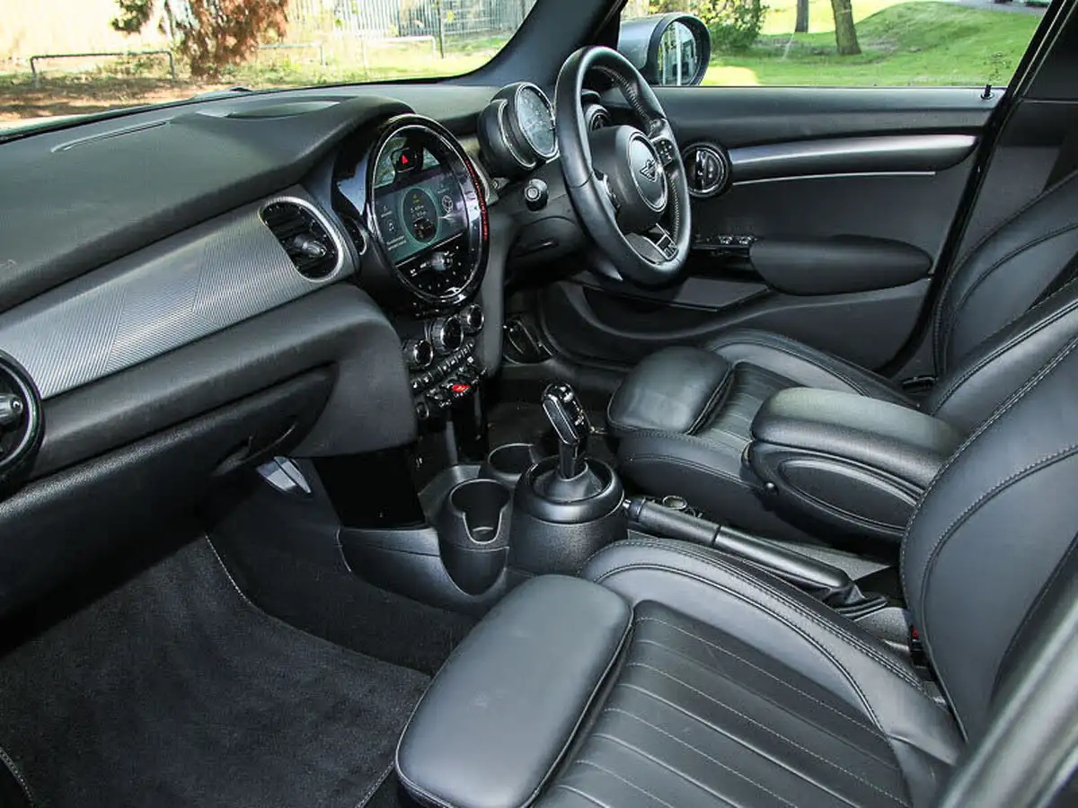 2023-mini-cooper-15-cooper-exclusive-premium-auto-hatchback-5d-auto-big-6