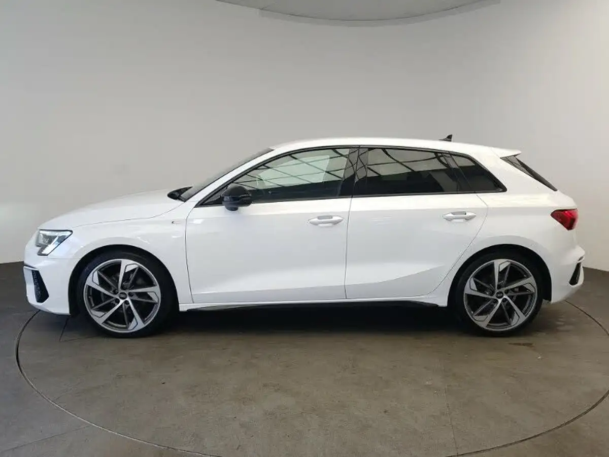 2021-audi-a3-15-35-tfsi-edition-1-sportback-5d-s-tronic-big-3