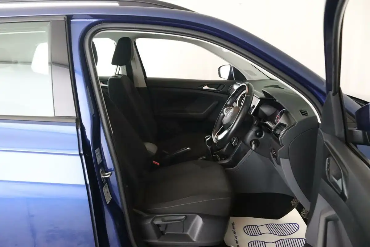 2020-volkswagen-t-cross-10-tsi-se-115ps-big-14