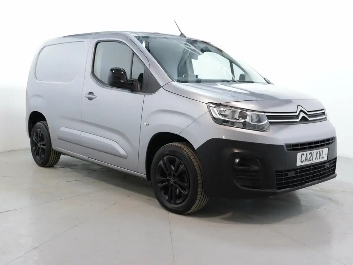 2021-citroen-berlingo-15bluehdi-1000-driver-130pseu6dt-e-ss-eat8-big-0