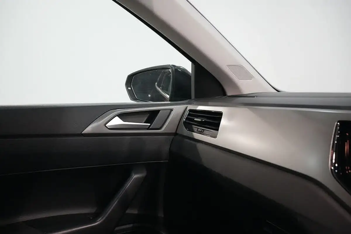 2018-volkswagen-polo-10-se-75ps-big-34