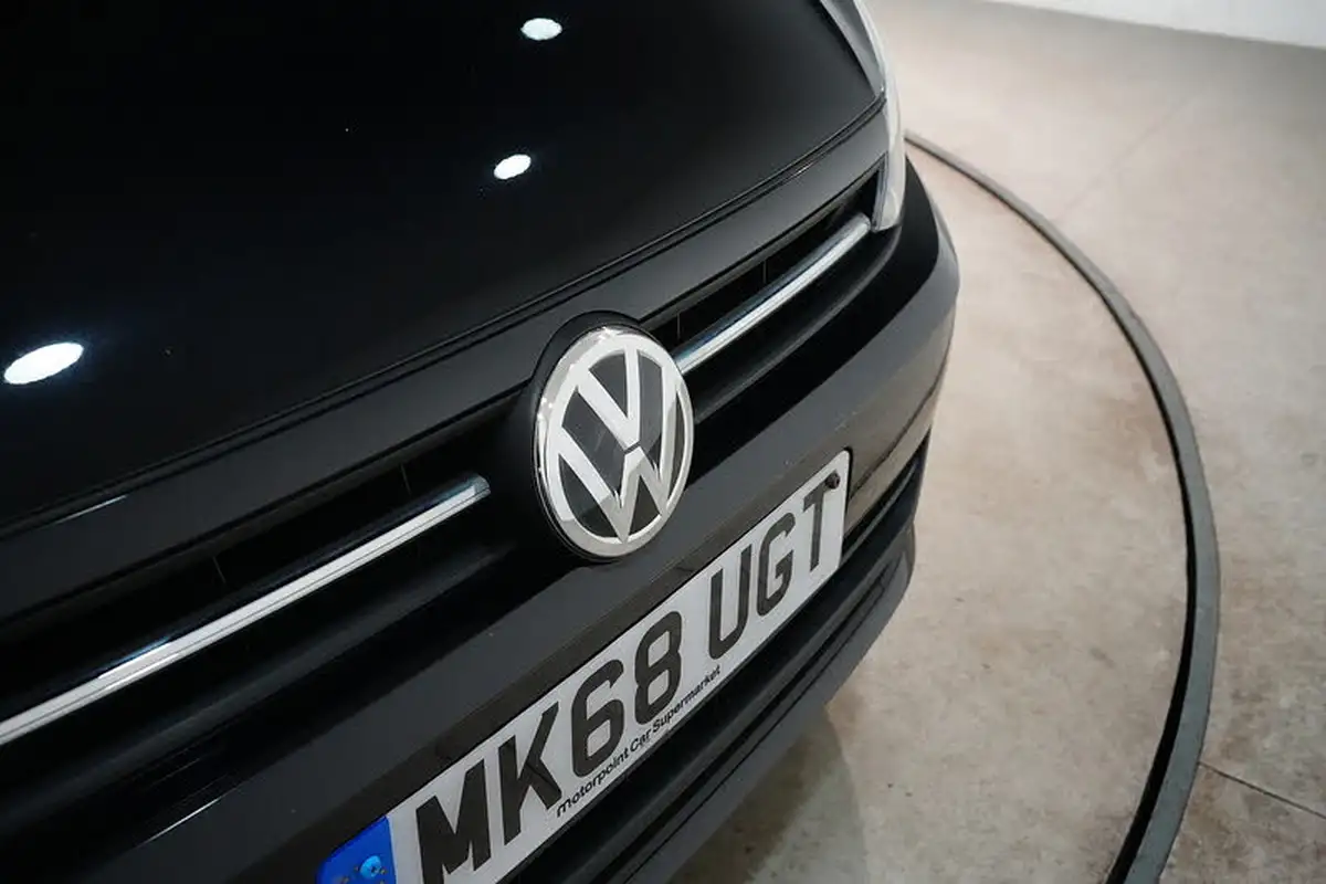 2018-volkswagen-polo-10-se-75ps-big-12