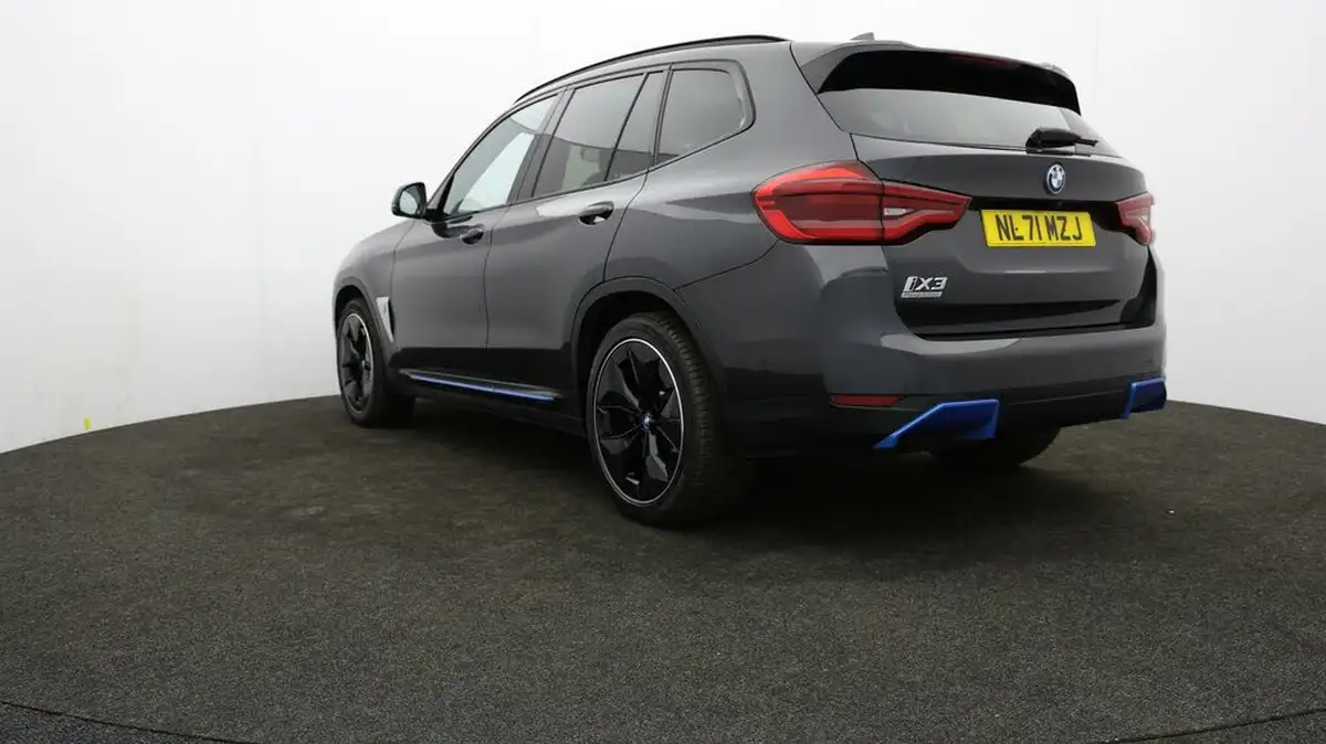 2021-bmw-ix3-e-premier-edition-big-71