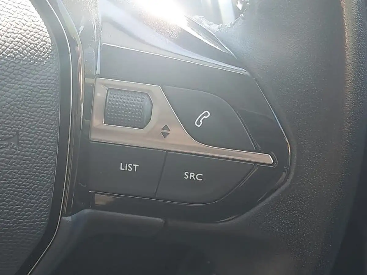 2020-peugeot-208-12-puretech-allure-premium-130bhp-eat8-big-12