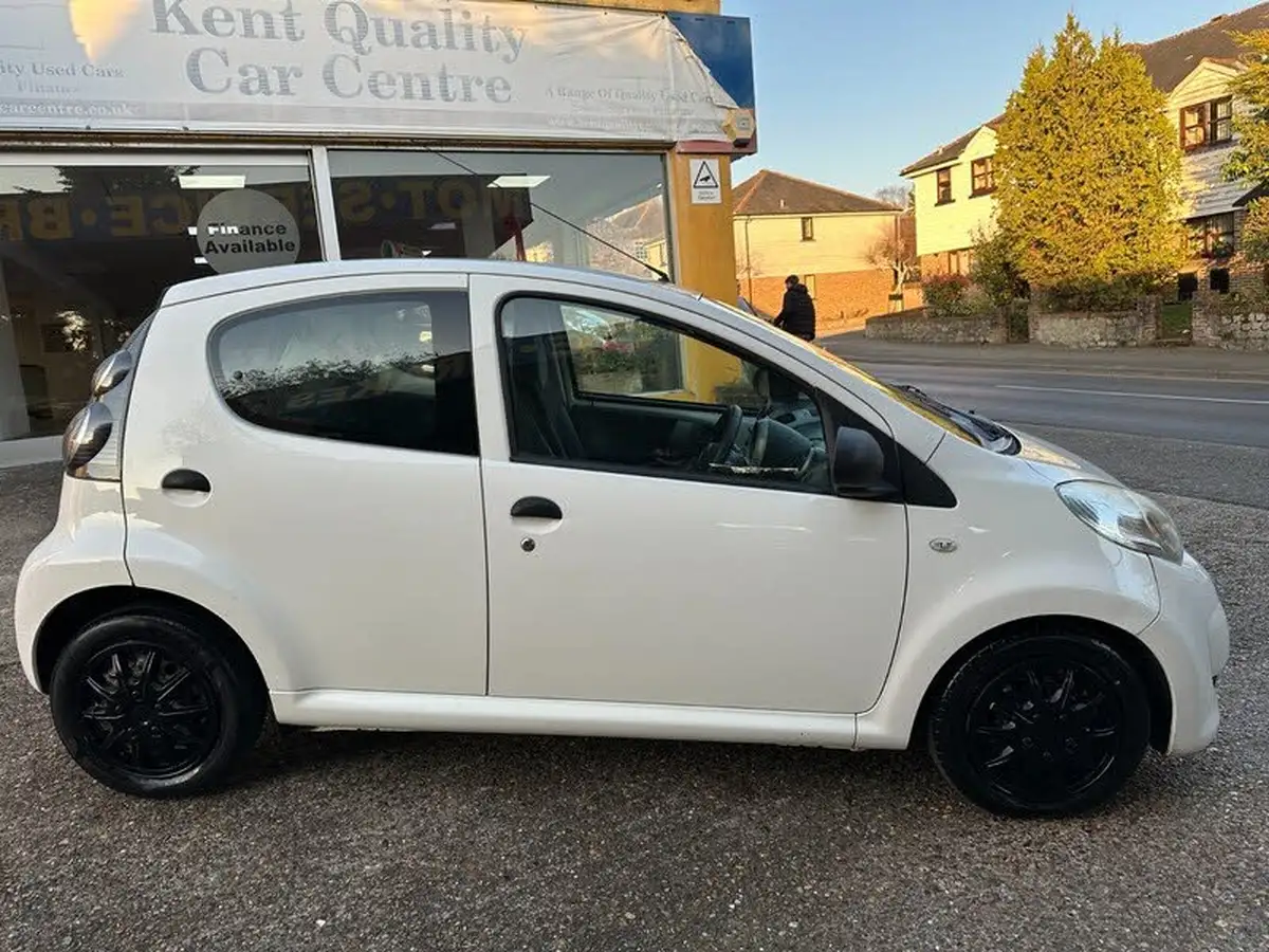 2011-citroen-c1-10-vtr-68-5d-big-6