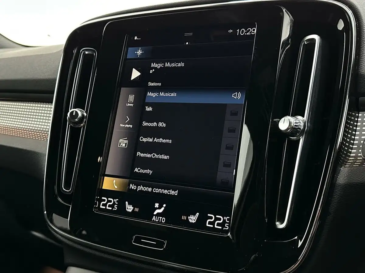 2020-volvo-xc40-15-t5-r-design-pro-plug-in-hybrid-big-23