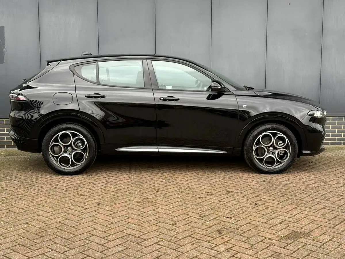 2023-alfa-romeo-tonale-15-ti-big-3