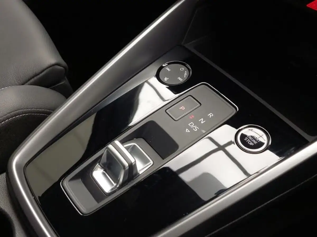 2023-audi-a3-20-35-tdi-s-line-sportback-5d-big-16