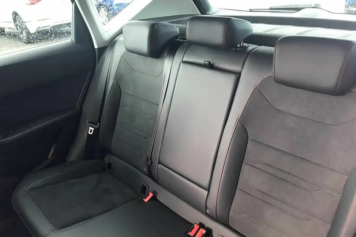 2022-seat-ateca-15-tsi-evo-fr-dsg-big-9