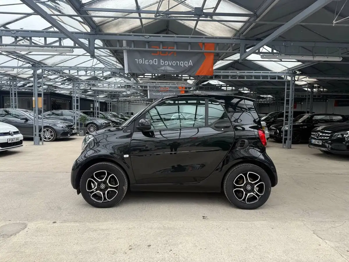 2018-smart-fortwo-09-prime-premium-coupe-twinamic-big-13