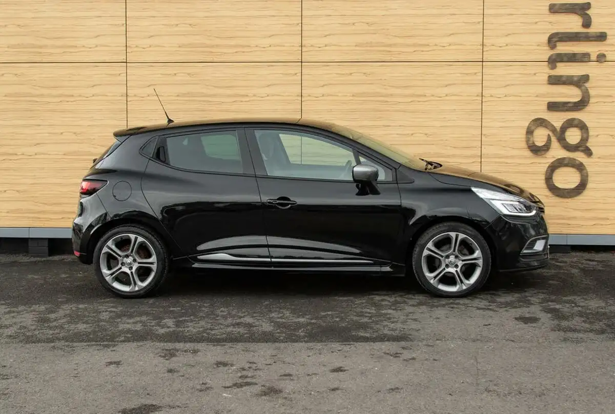 2018-renault-clio-09-tce-gt-line-big-11