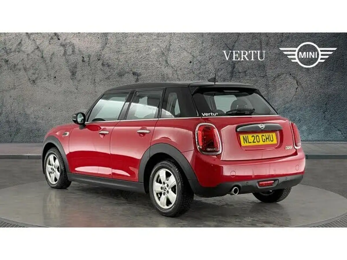 2020-mini-countryman-15-cooper-classic-big-1