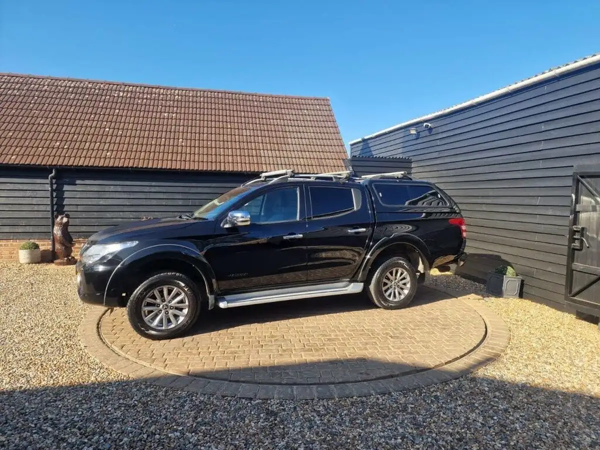 2019-mitsubishi-l200-24di-d-warrior-eu6b-auto-big-24