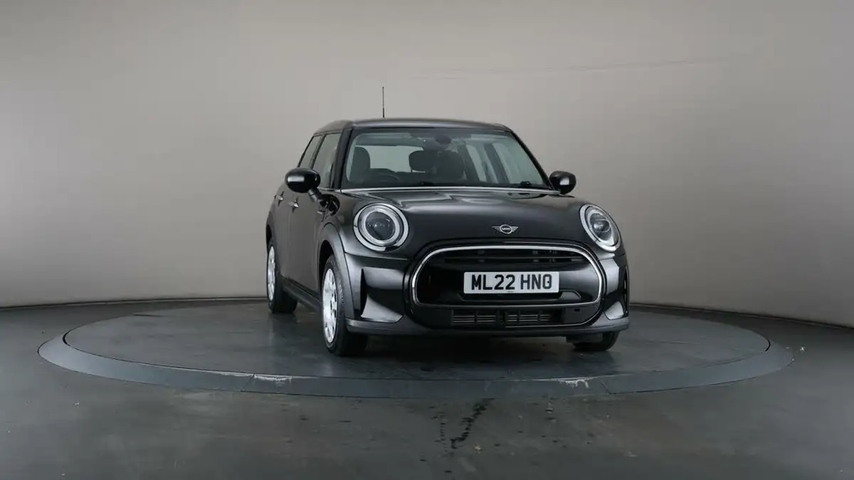 2022-mini-cooper-15-one-classic-5d-big-41