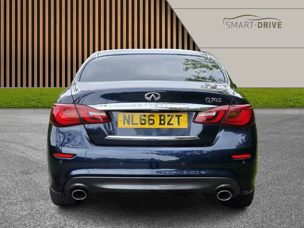 2016-infiniti-q70-37-sport-tech-big-6