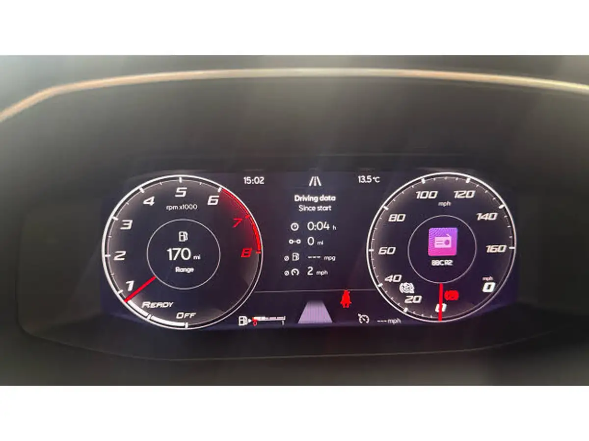2022-seat-leon-big-17