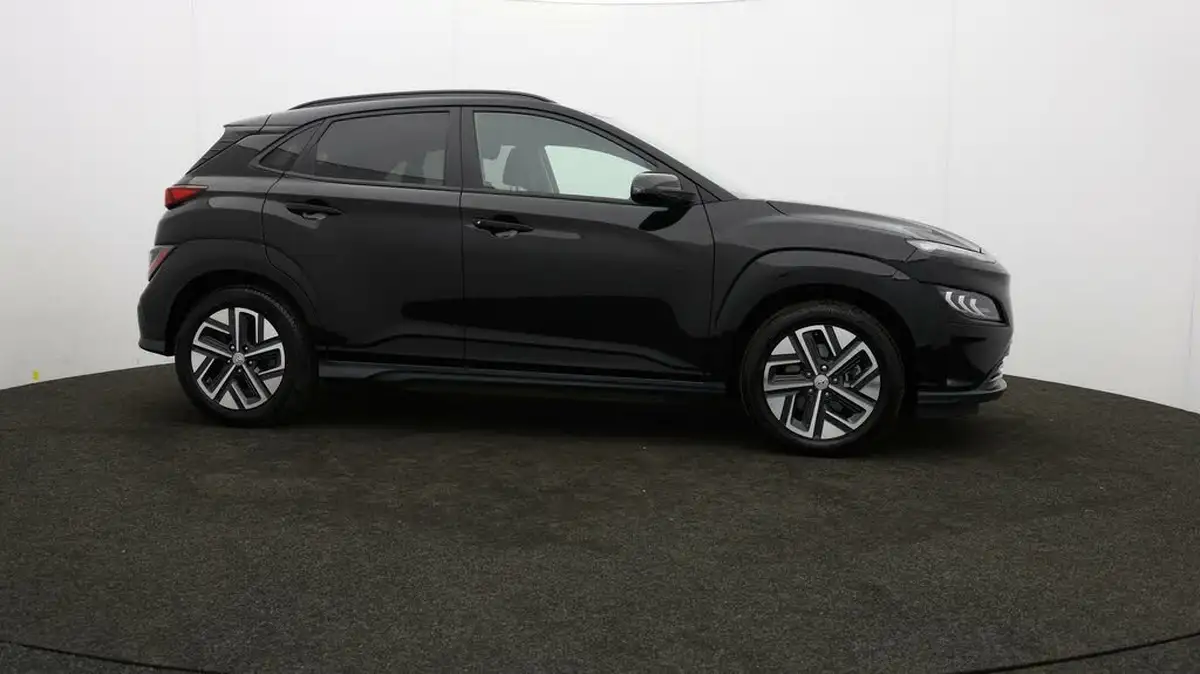 2022-hyundai-kona-e-premium-204ps-64kwh-7kw-obc-big-34