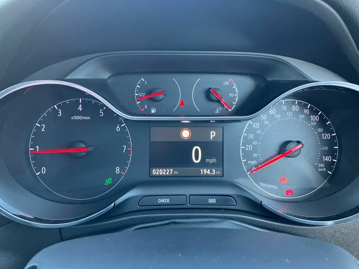 2021-vauxhall-crossland-12-ultimate-auto-big-13