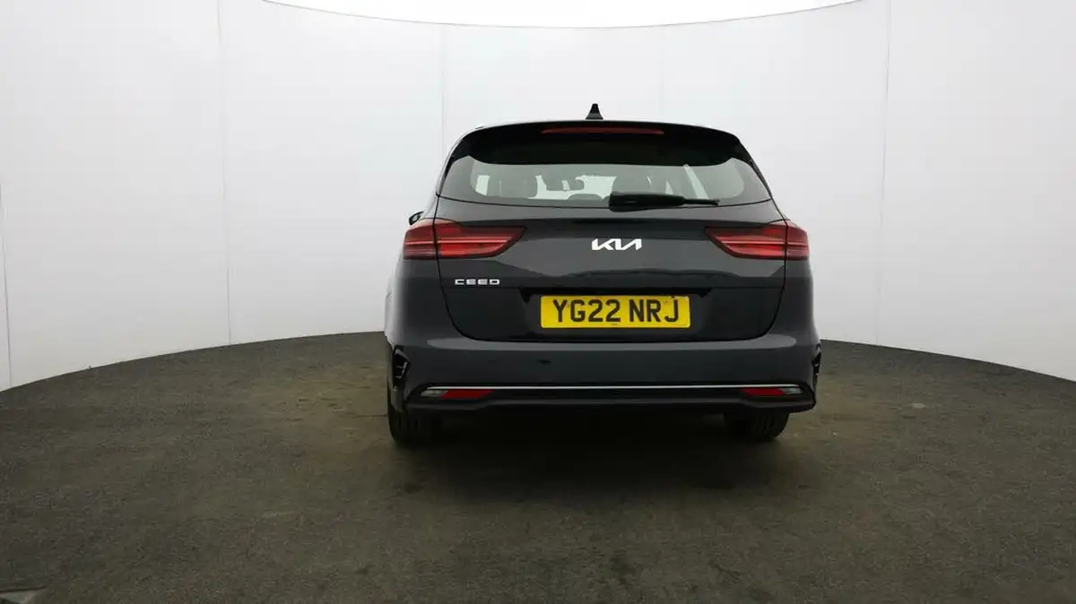 2022-kia-ceed-10-t-gdi-2-sportswagon-big-5