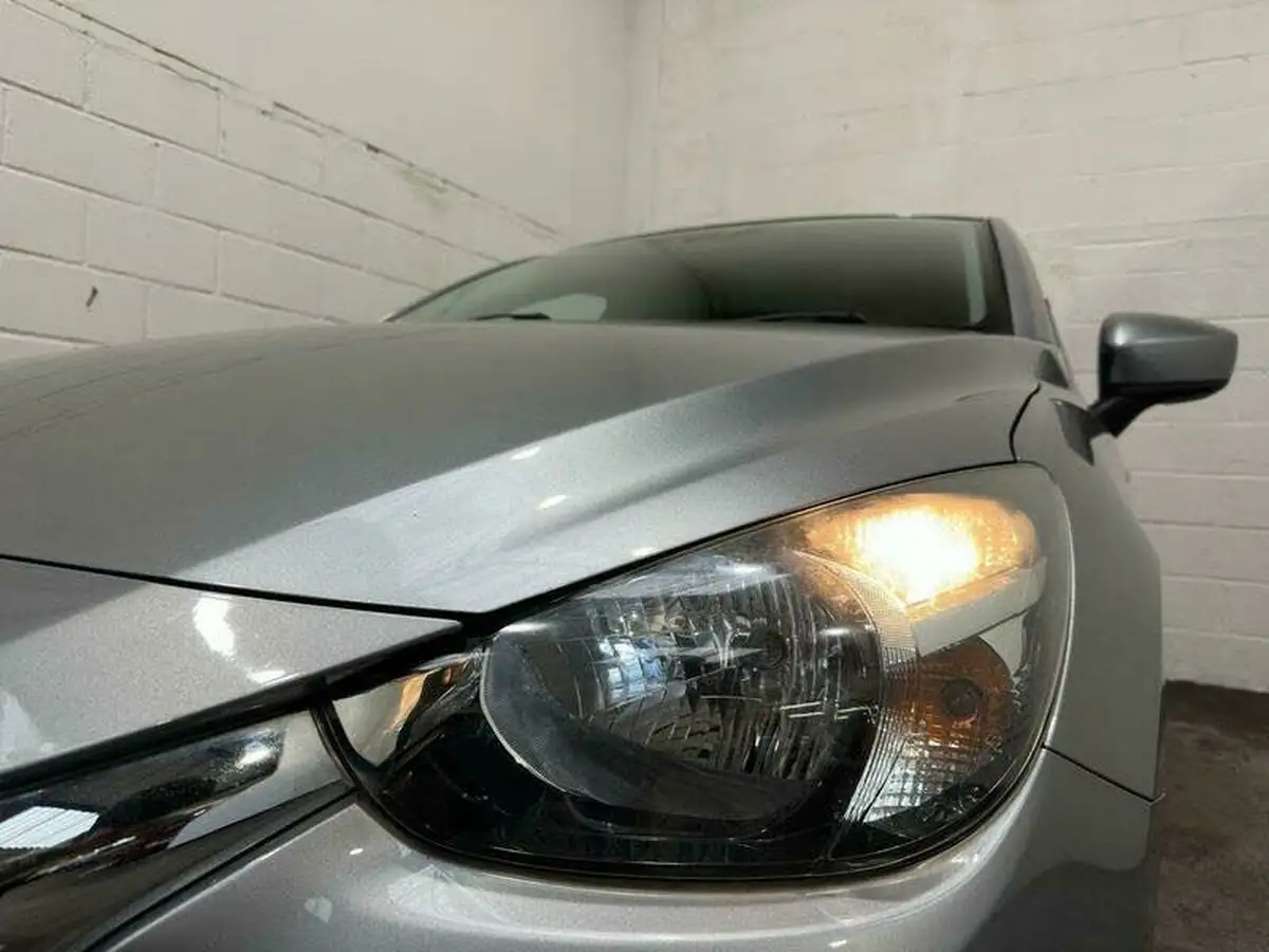 2015-mazda-mazda2-15-sport-nav-90ps-auto-big-12