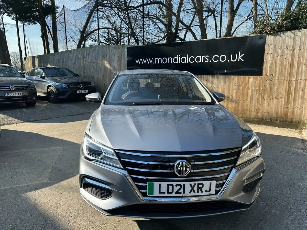 2021-mg-mg5-e-excite-ev-big-9