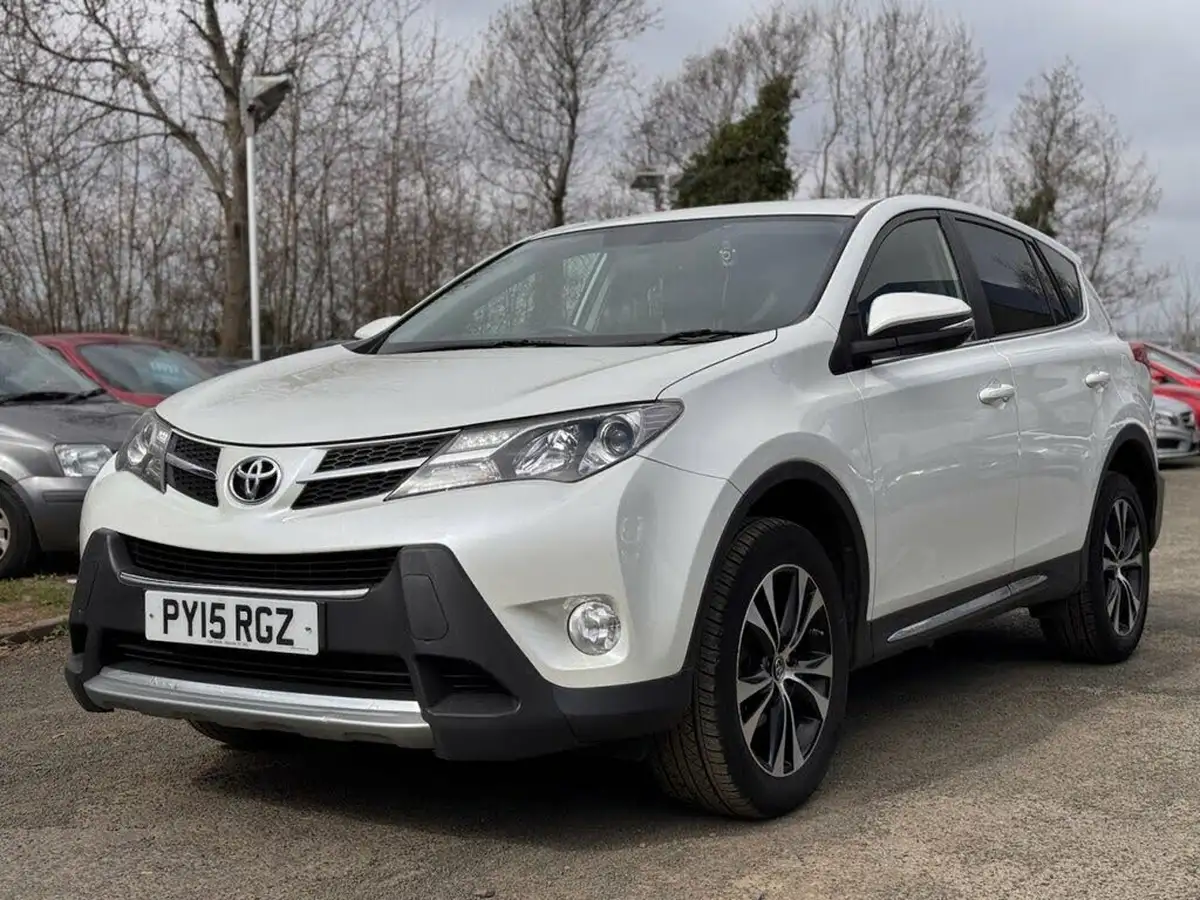 2015-toyota-rav4-20td-icon-20d-4d-awd-big-2