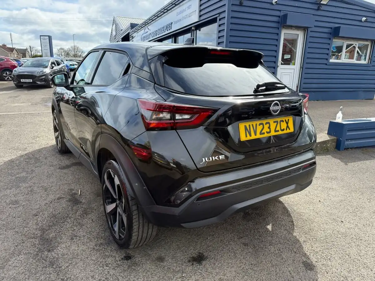 2023-nissan-juke-10-dig-t-tekna-big-6