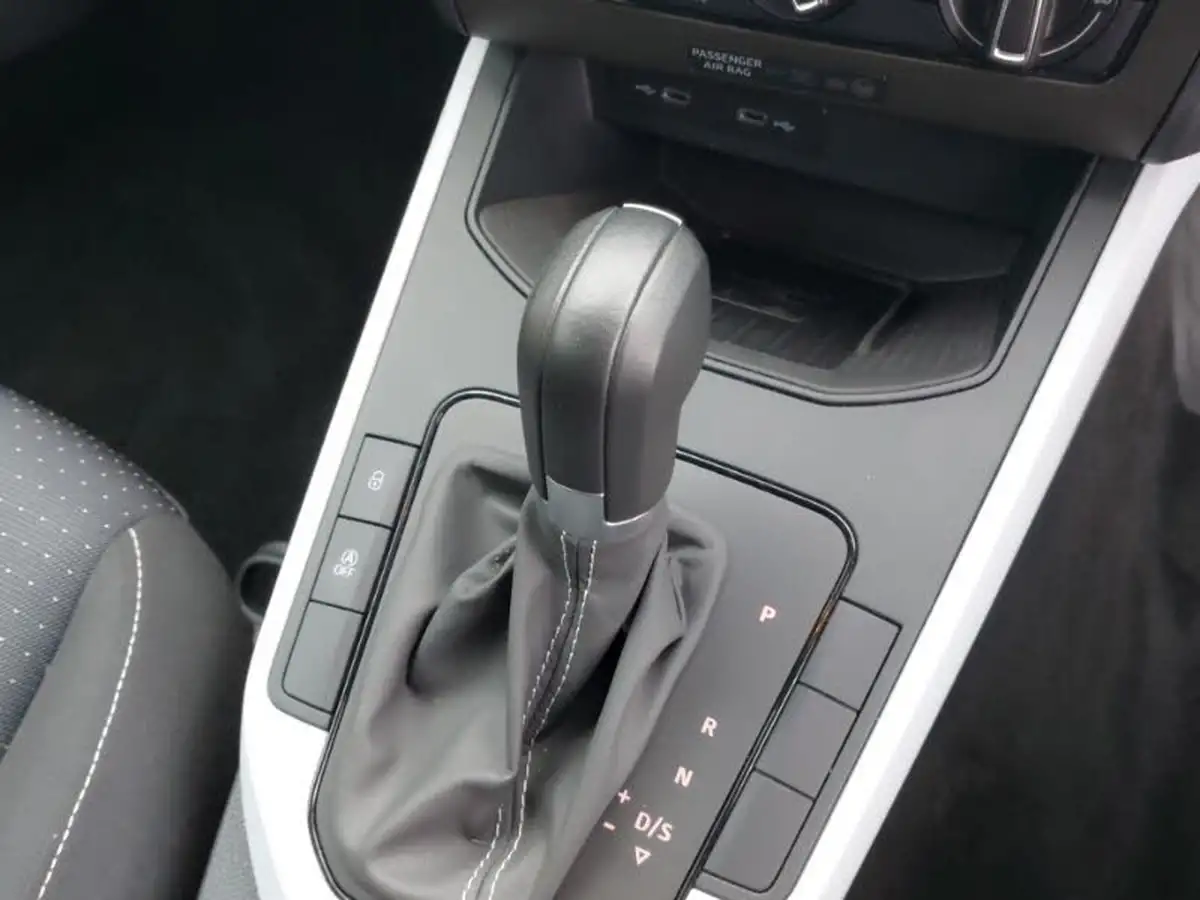 2022-seat-arona-10-tsi-se-technology-big-12