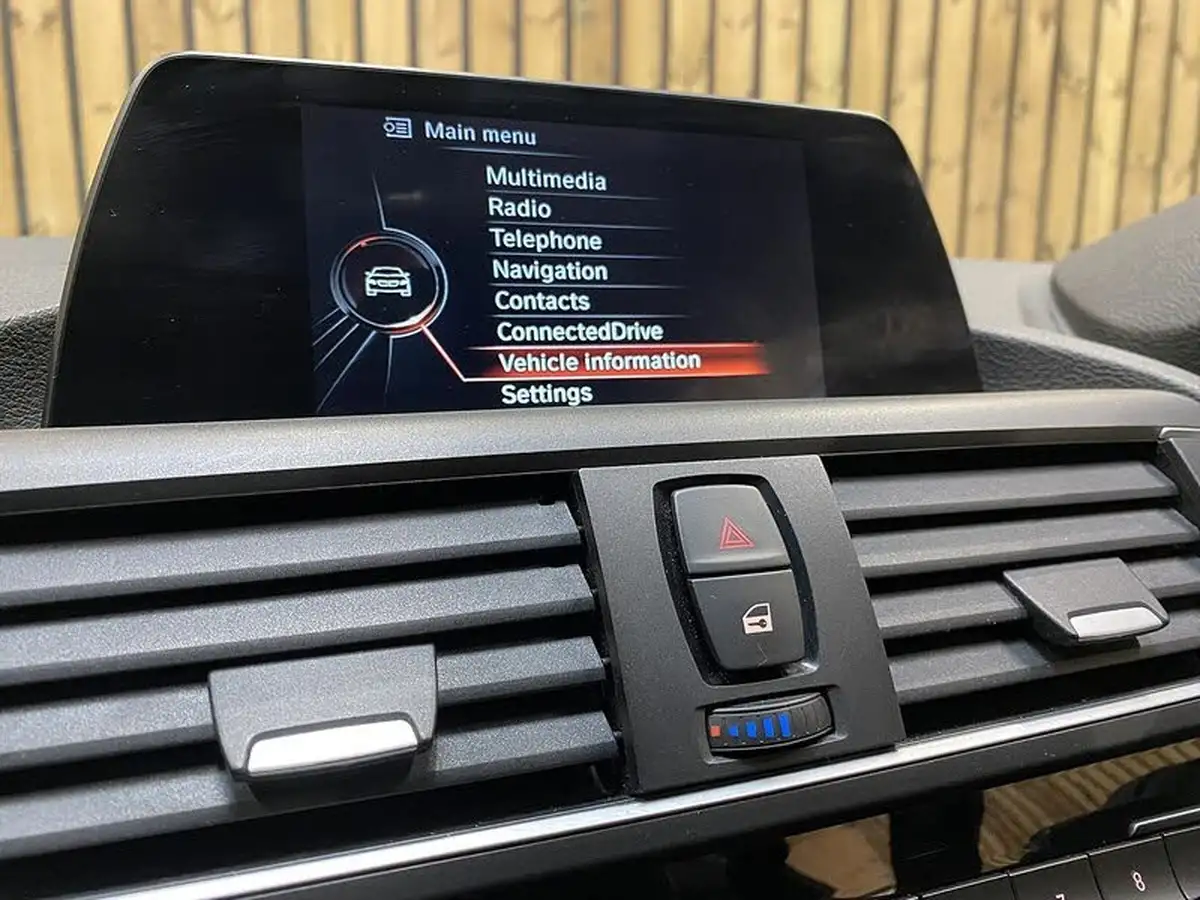 2017-bmw-1-series-30-m140i-5d-sport-auto-big-35