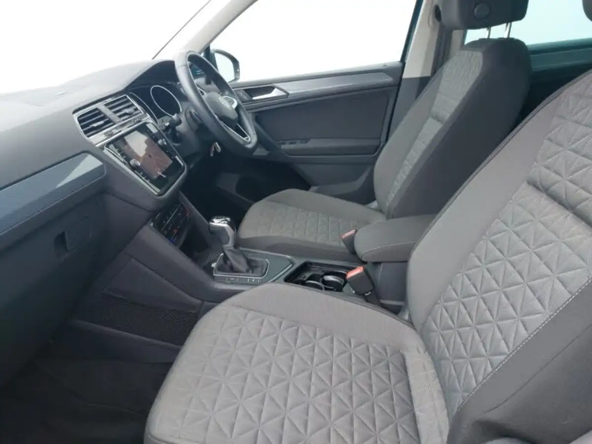 2022-volkswagen-tiguan-15-tsi-life-150ps-dsg-big-4