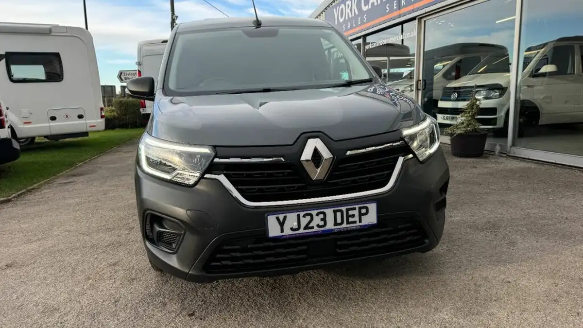 2023-renault-kangoo-15dci-ml19-95-start-big-4