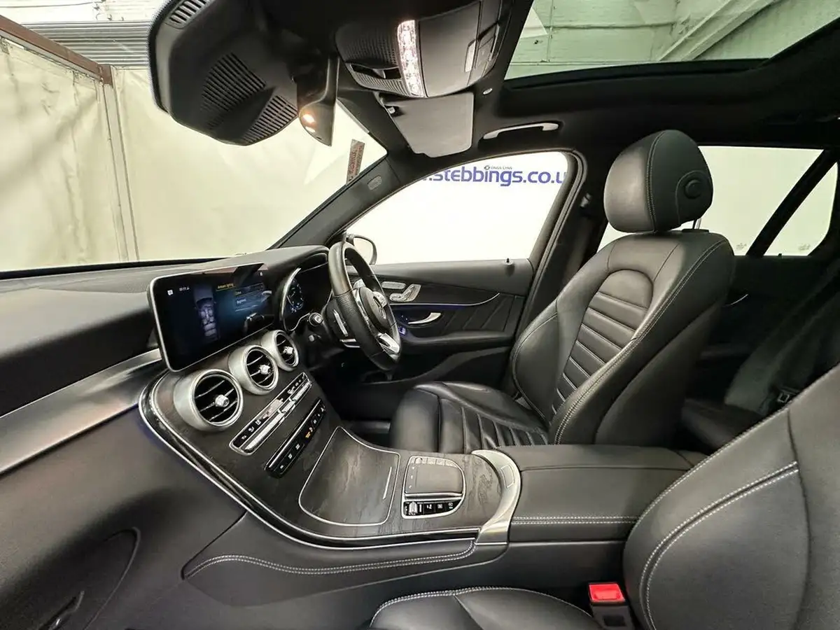 2020-mercedes-benz-glc-class-20-glc300-amg-line-premium-plus-station-wagon-5d-big-24