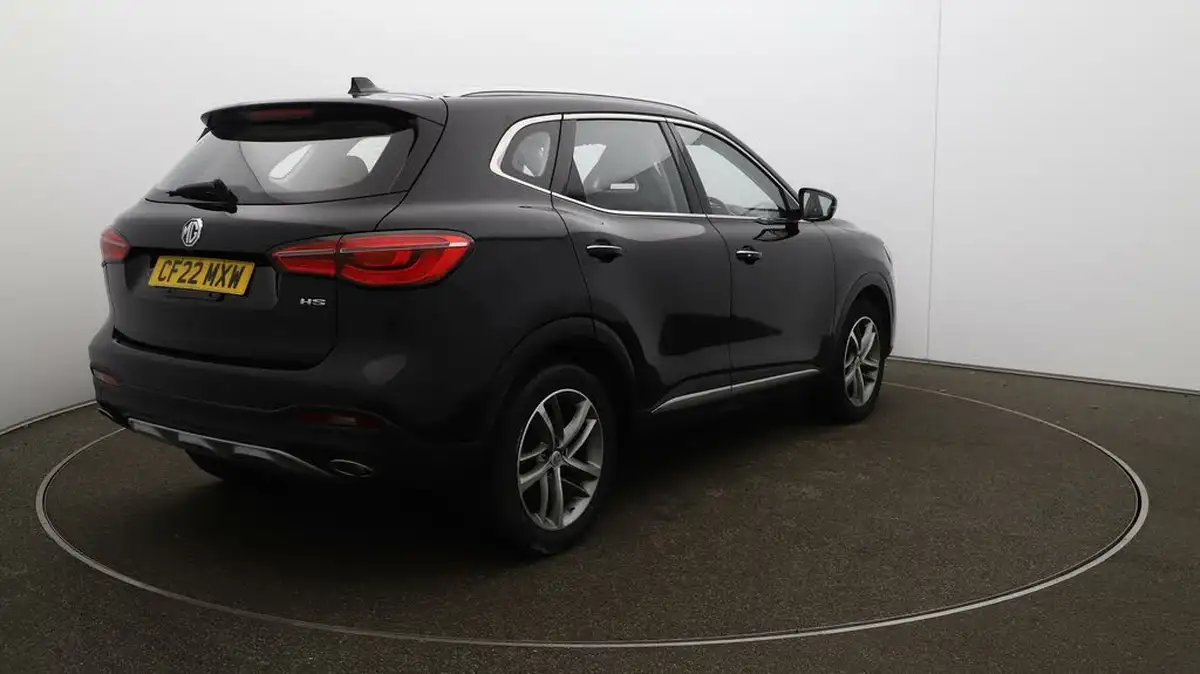 2022-mg-hs-15t-gdi-exclusive-162ps-big-7
