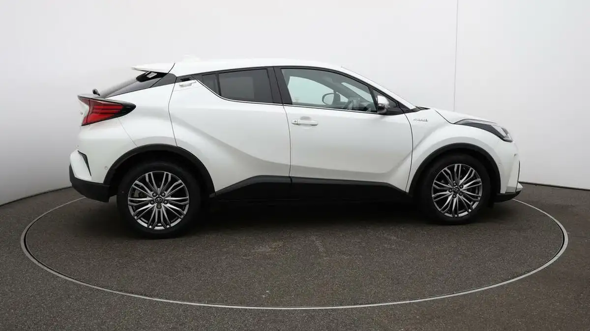 2022-toyota-c-hr-18-vvt-i-excel-big-8