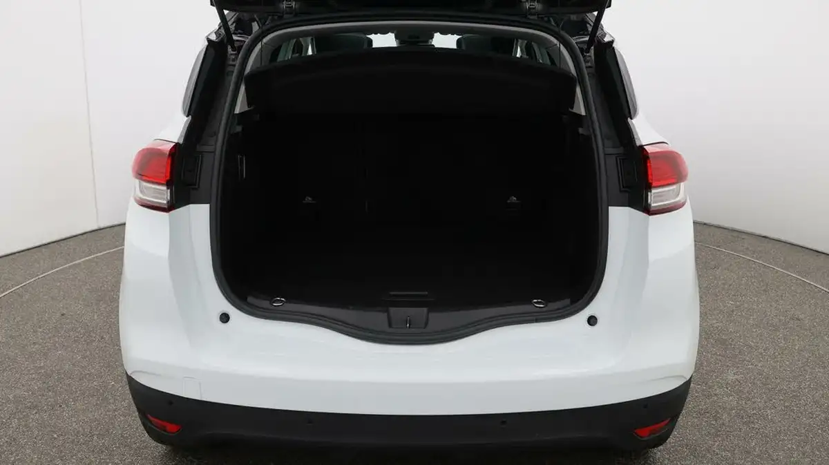 2017-renault-scenic-15dci-dynamique-s-nav-edc-auto-big-17