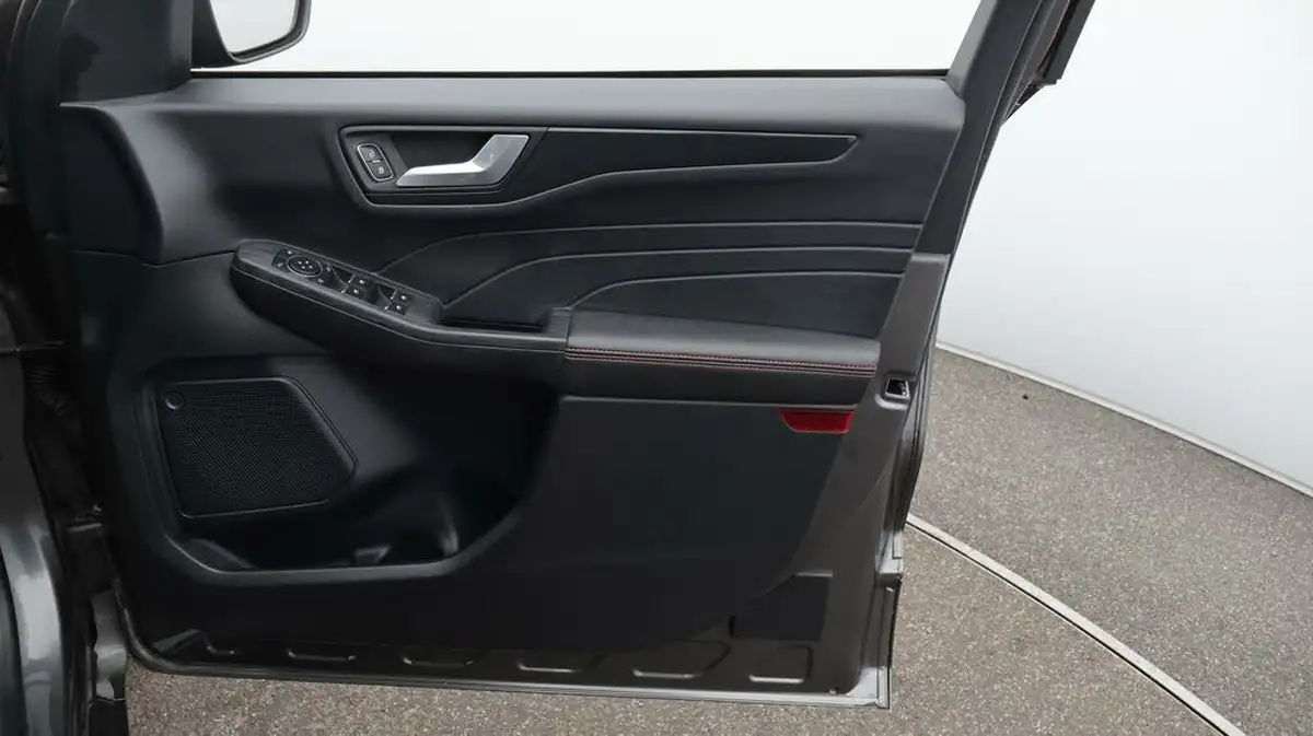 2022-ford-kuga-25t-st-line-x-edition-225ps-phev-big-15