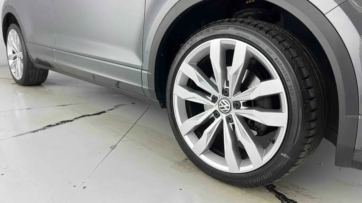 2019-volkswagen-t-roc-16tdi-r-line-big-24