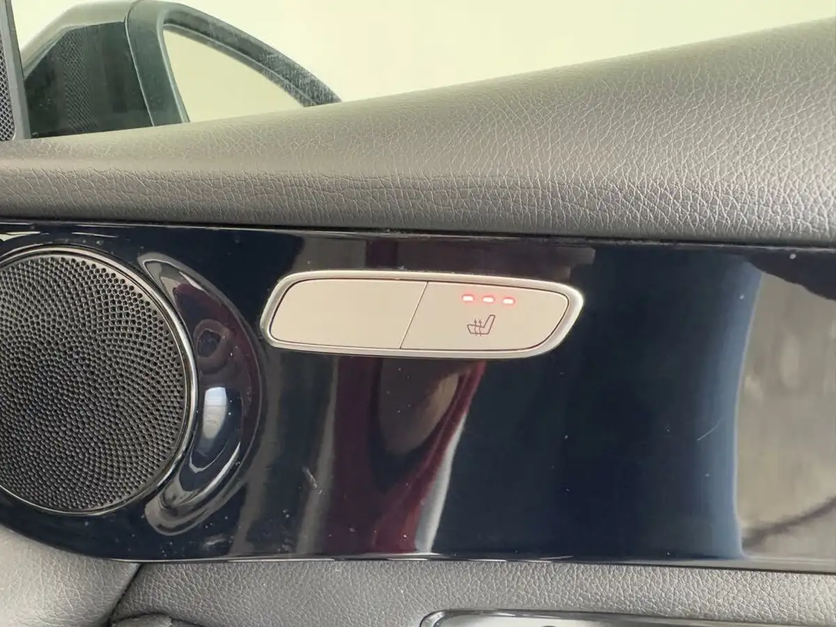 2018-mercedes-benz-glc-class-21d-glc220d-urban-edition-big-21