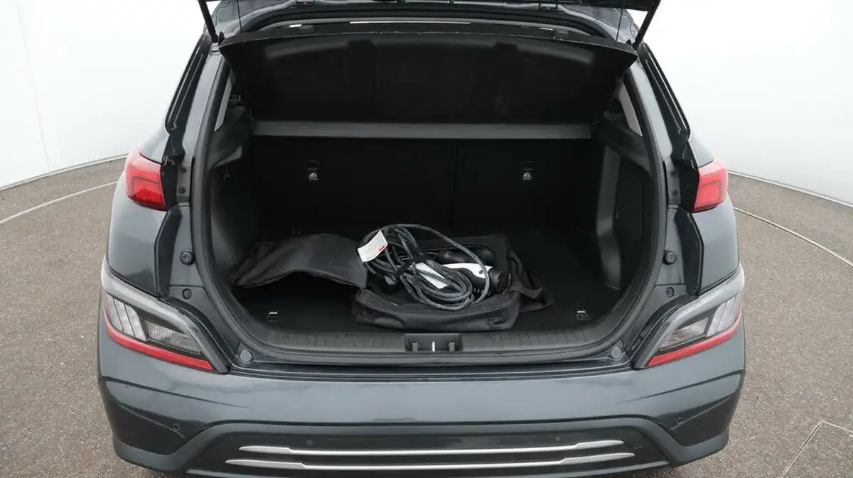 2022-hyundai-kona-e-premium-204ps-64kwh-7kw-obc-big-17