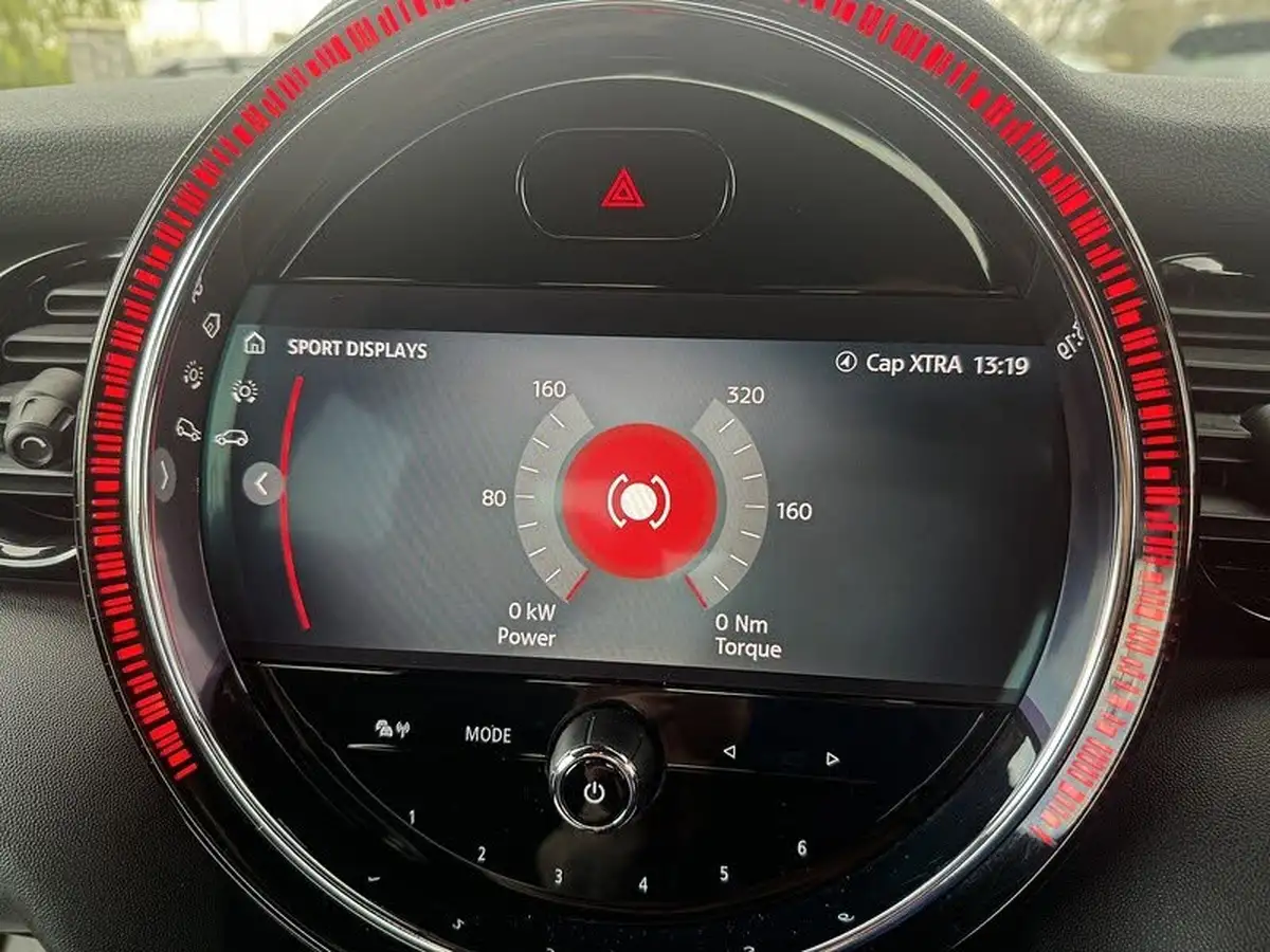 2021-mini-cooper-20-cooper-s-sport-hatchback-3d-big-27