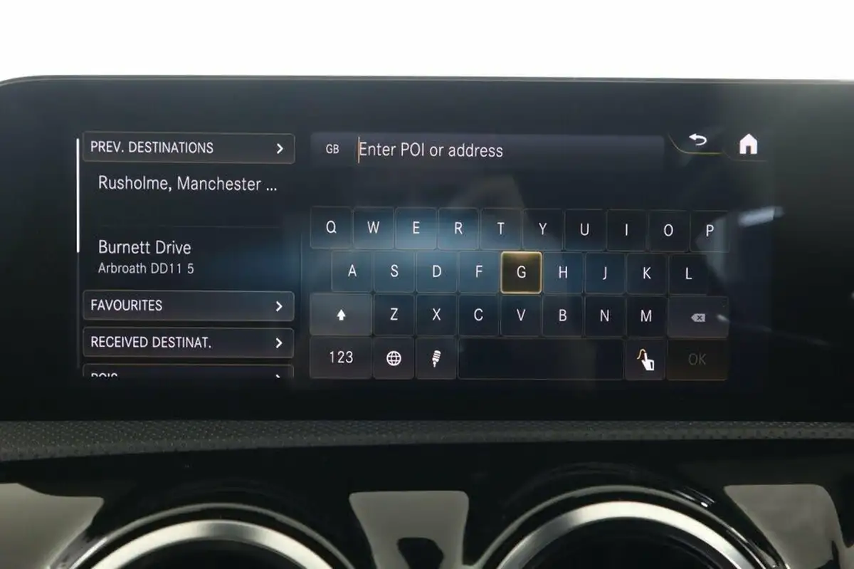 2021-mercedes-benz-a-class-20-a35-amg-executive-hatchback-5d-big-31