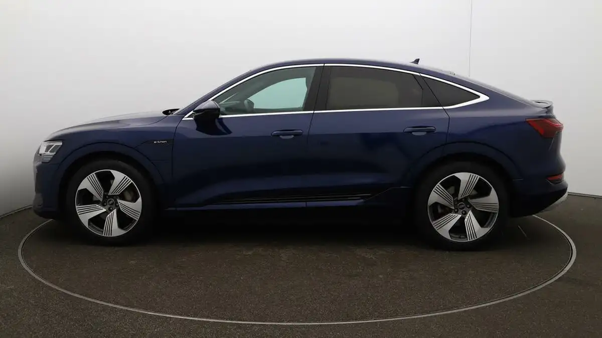 2022-audi-e-tron-55e-s-line-sportback-big-57