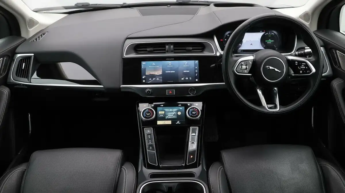 2021-jaguar-i-pace-ev400-hse-big-13